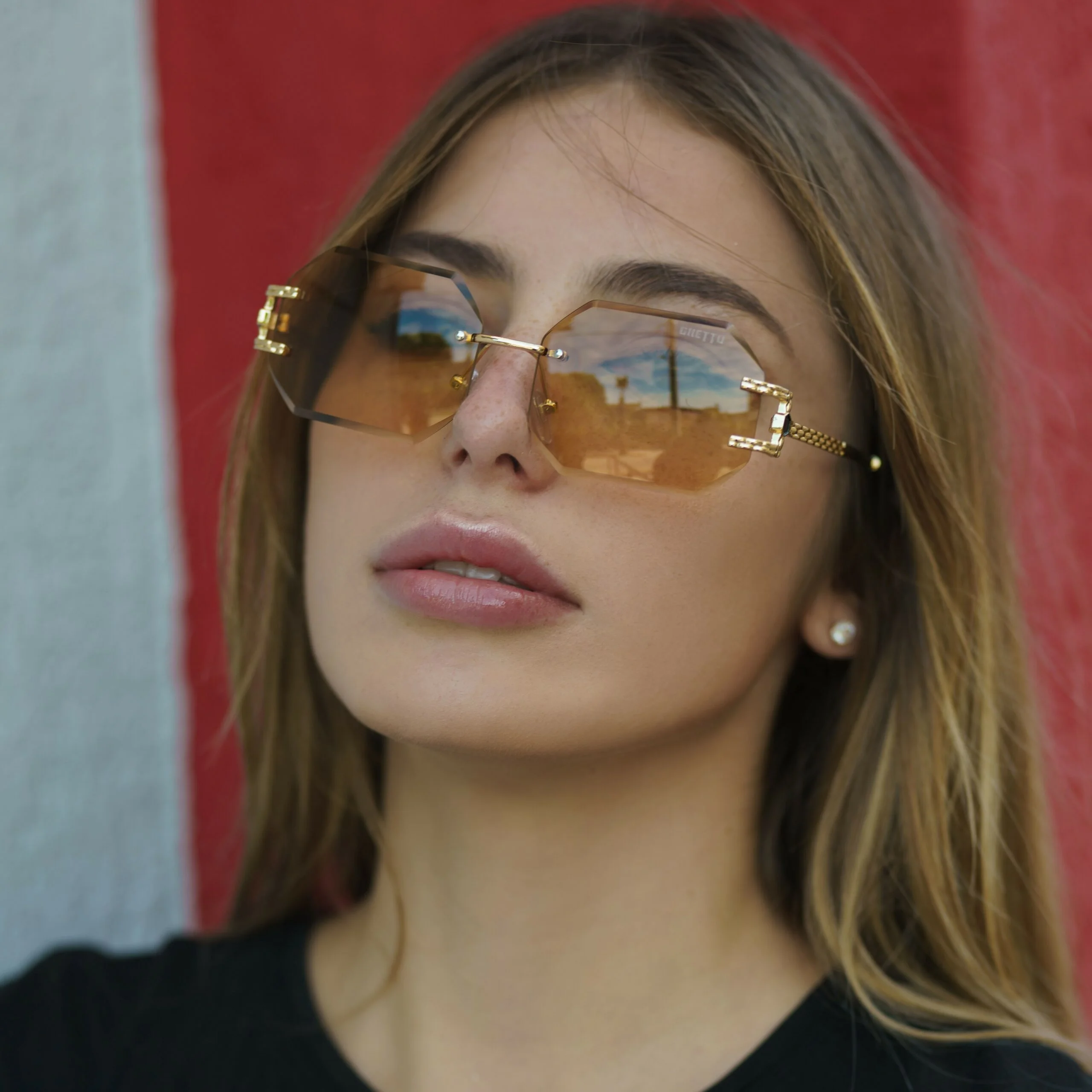 Слънчеви очила за жени с квадратна златна рамка ghetto luxury polygon