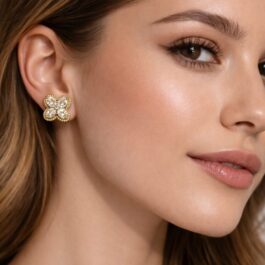 Ghetto Gold Crystal Flower Stud Earrings | Stainless Steel