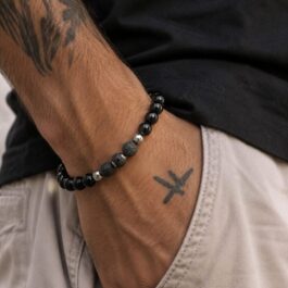 Black Beads & Lava Stone Elastic Bracelet – One Size | GHETTO GREECE